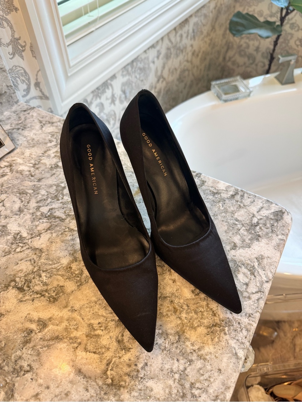 Good American Black Pointed-Toe Stiletto Heels - Size 6 but fits like a 7.5!
